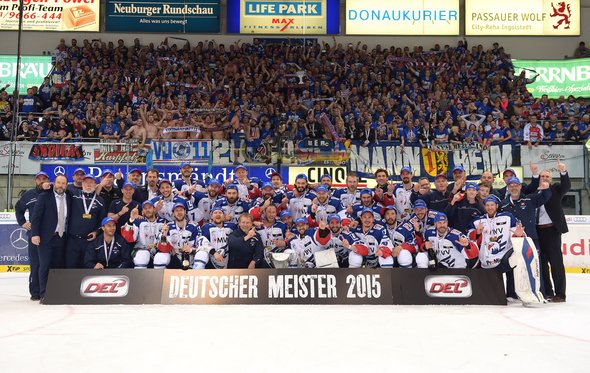 Deutscher Meister 20015 - Adler Mannheim (Foto: City-Press)